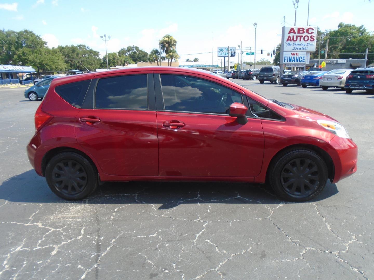 2015 Nissan Versa Note (3N1CE2CP0FL) , located at 6112 N Florida Avenue, Tampa, FL, 33604, (888) 521-5131, 27.954929, -82.459534 - Photo#2